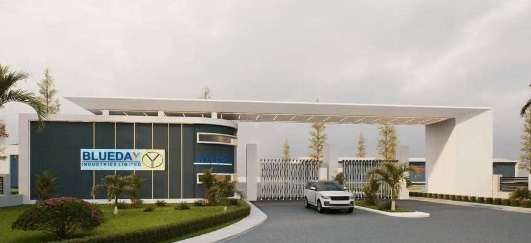 Huaihai invites you to experience various car models on site